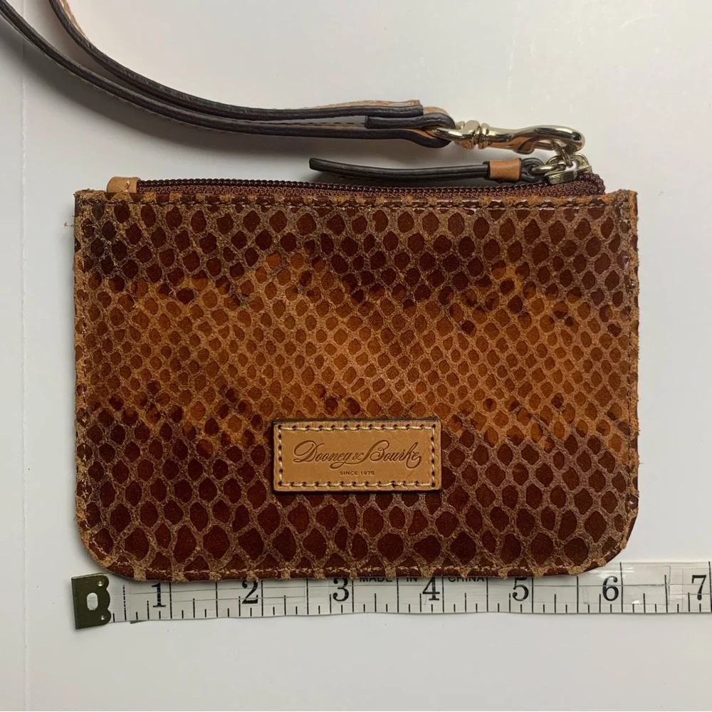 Dooney & Bourke Brown Leather Wristlet Snake Reptile Print Clutch Pouch - Picture 3 of 10